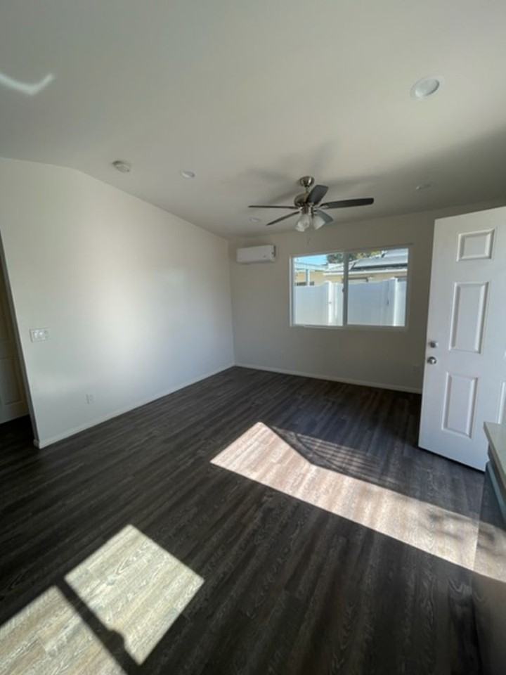 6377 Newsome Dr - Photo 5 of 9