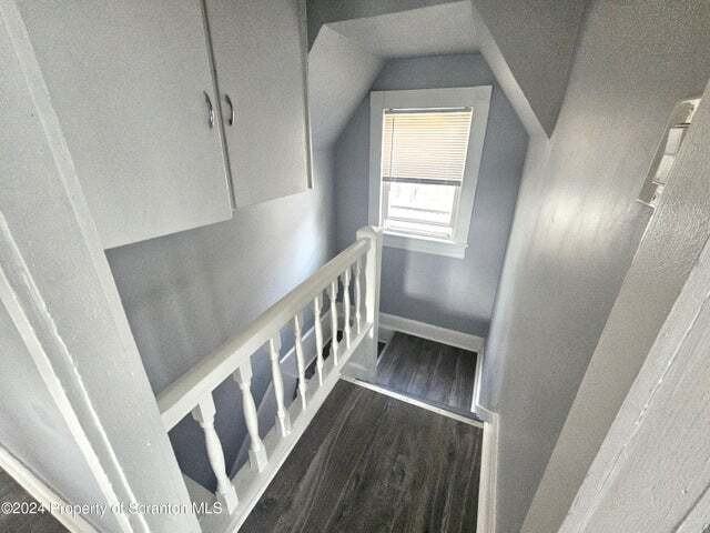 30 Elizabeth Street - Photo 7 of 8