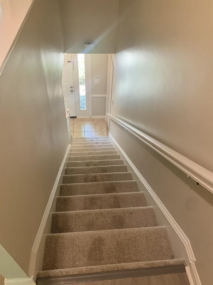 Abingdon Square - Photo 4 of 33