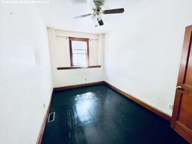 300 North St #1 - Photo 5 of 14