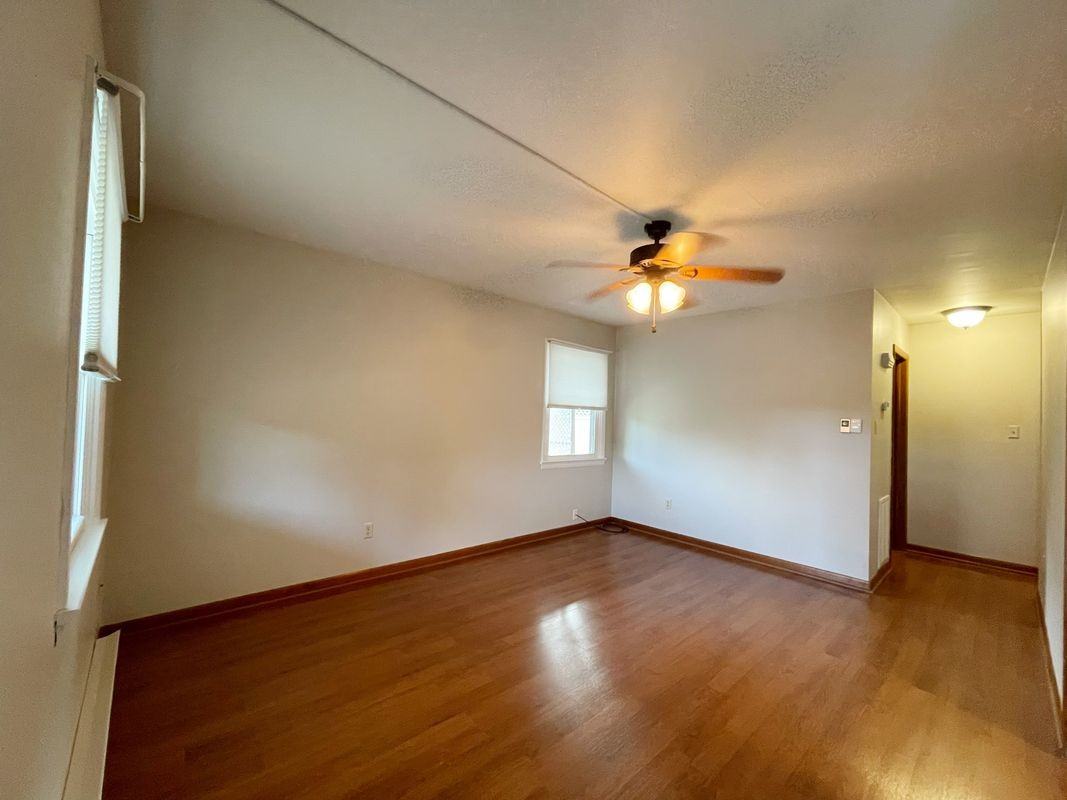 14108 Maugansville Rd ##A - Photo 4 of 21