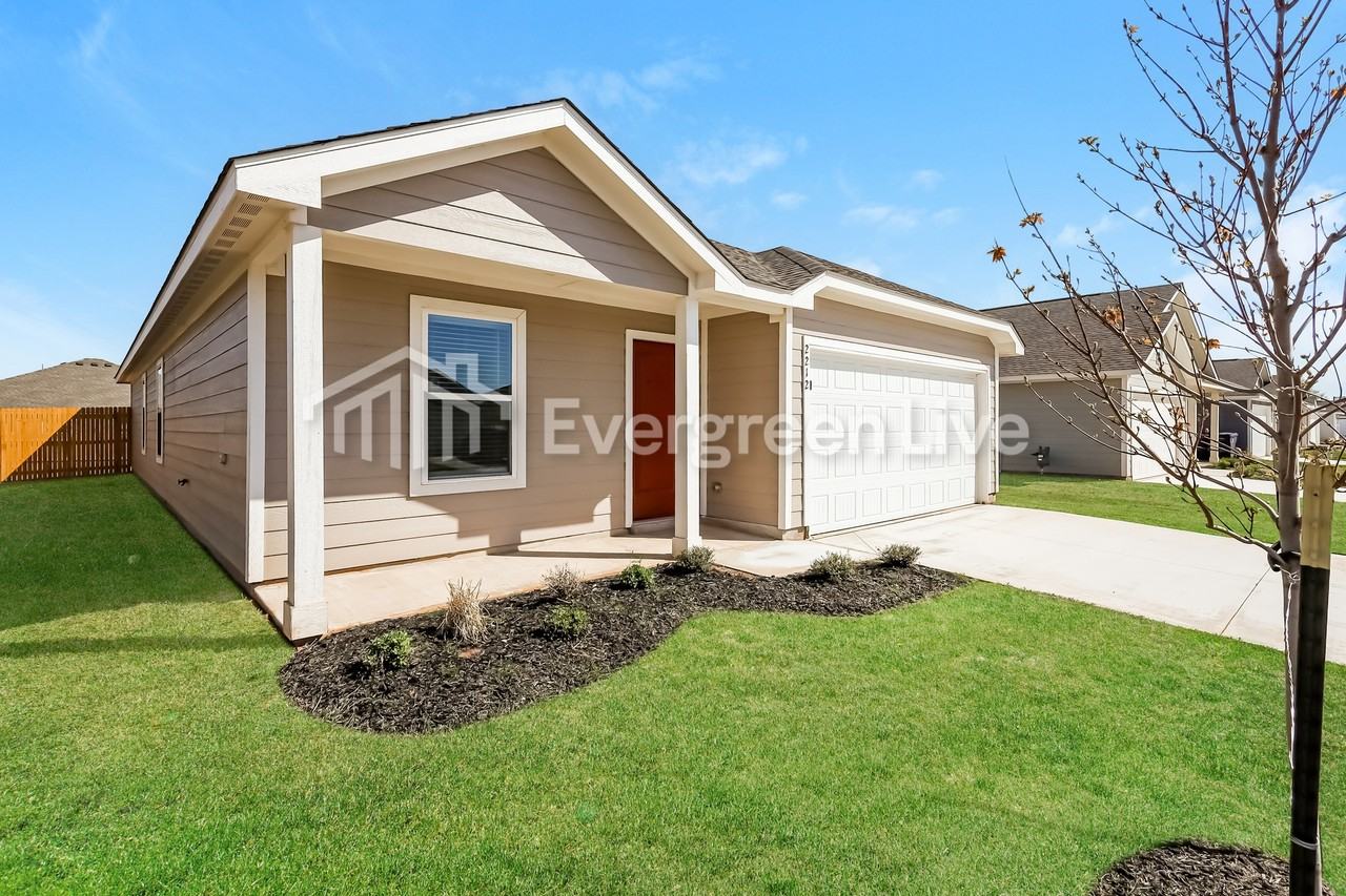 10924 Sw 22nd St - Photo 3 of 16