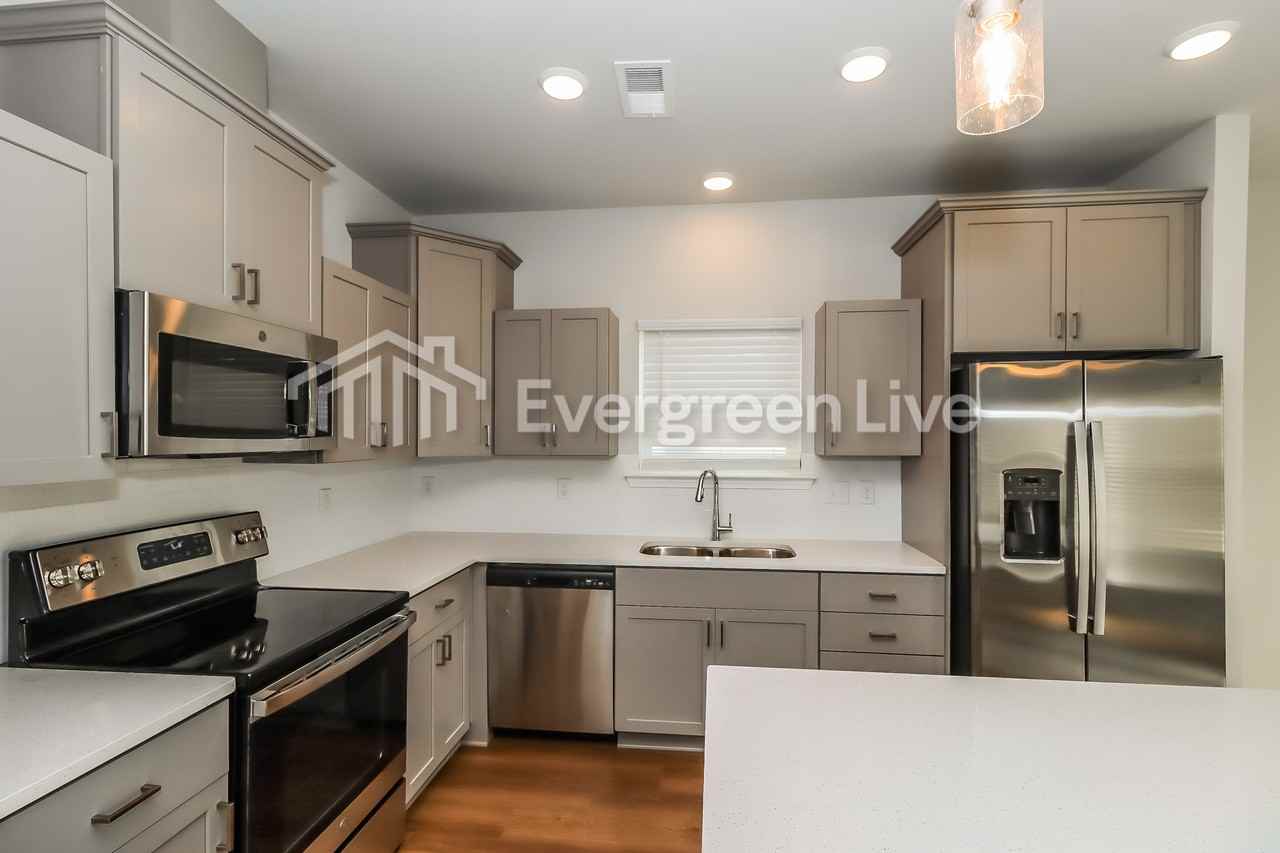 8319 Bearling Way - Photo 6 of 12