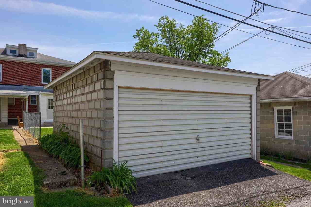 230 N Sterley St #NA - Photo 2 of 14