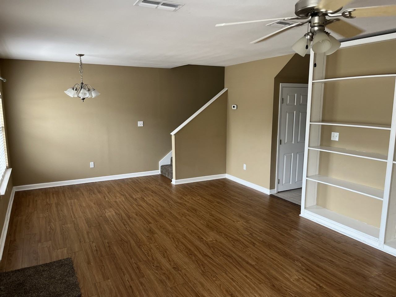 184 Williamsburg Ave #NA - Photo 3 of 15