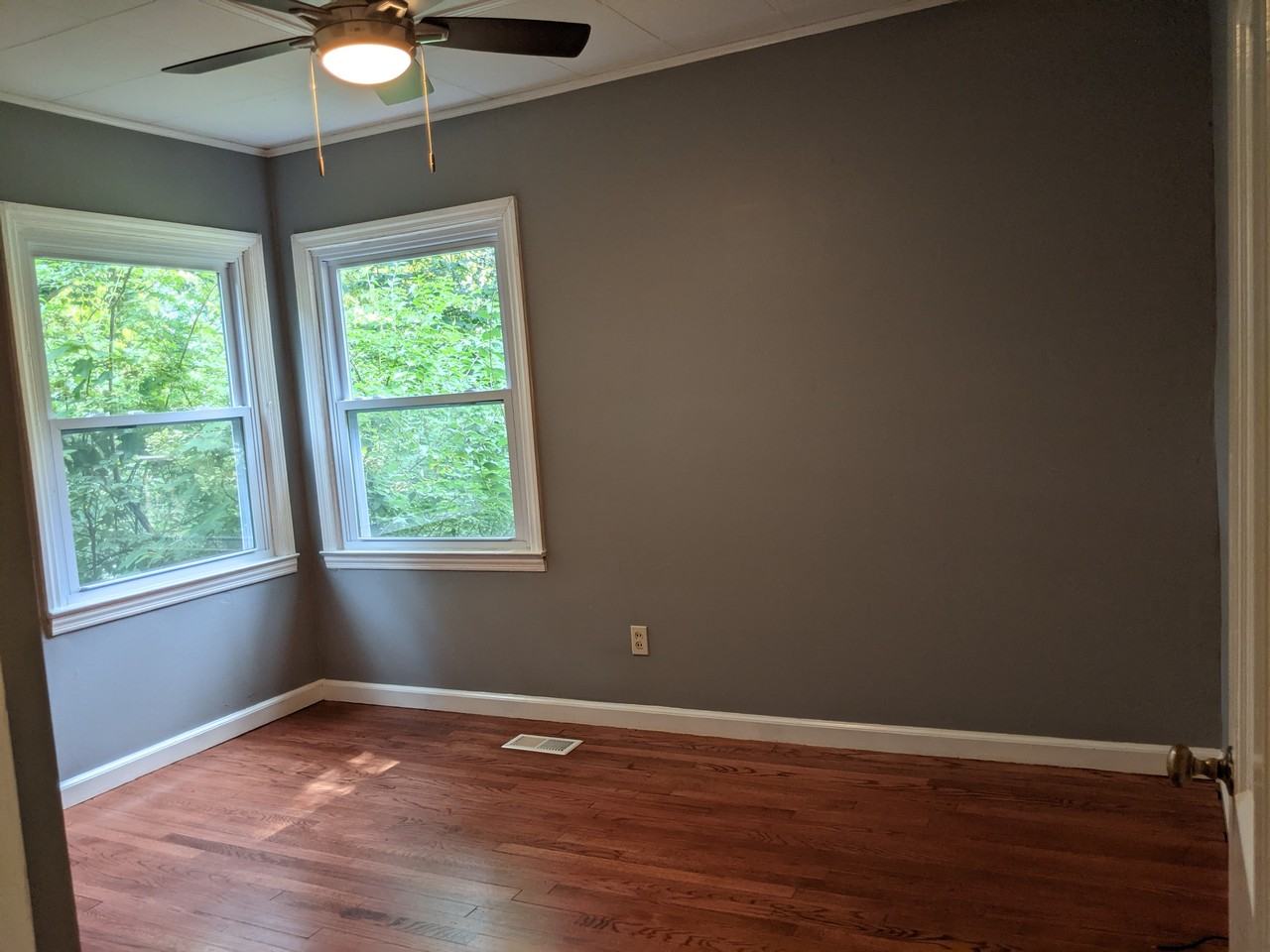 3812 Thrall Rd #NA - Photo 4 of 26