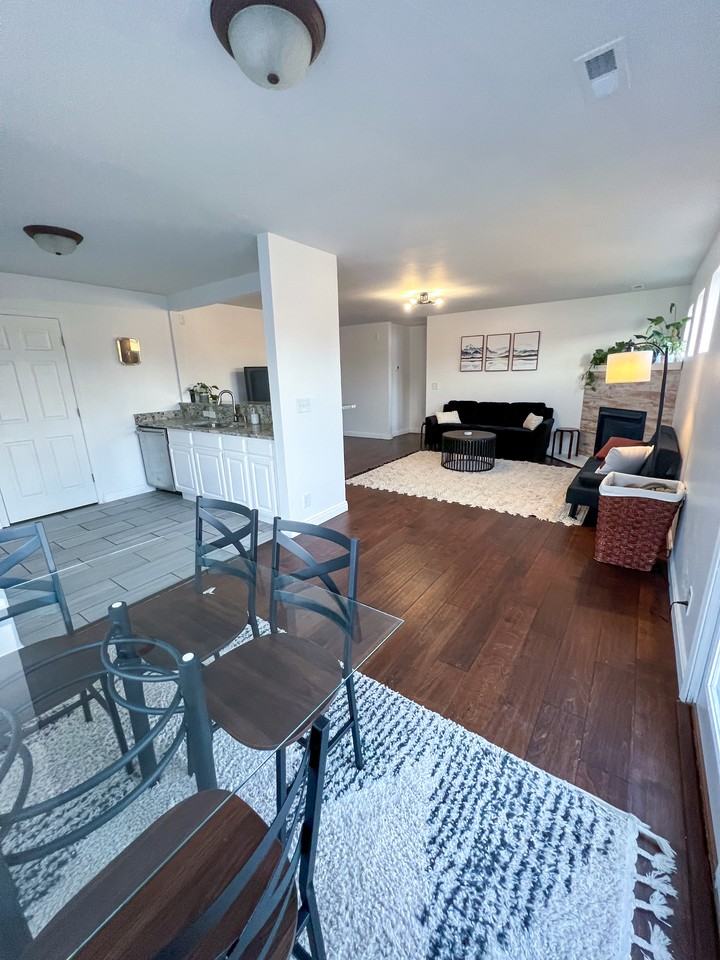 637 W Lakeview Dr #NA - Photo 3 of 14