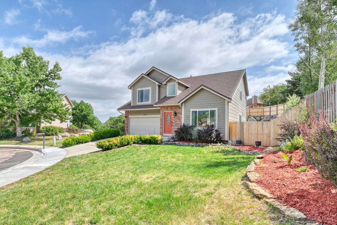 4265 Broadmoor Bluffs Dr #NA - Photo 2 of 22