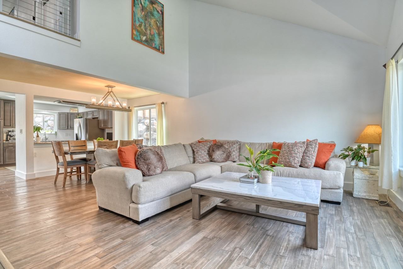 4265 Broadmoor Bluffs Dr #NA - Photo 3 of 22