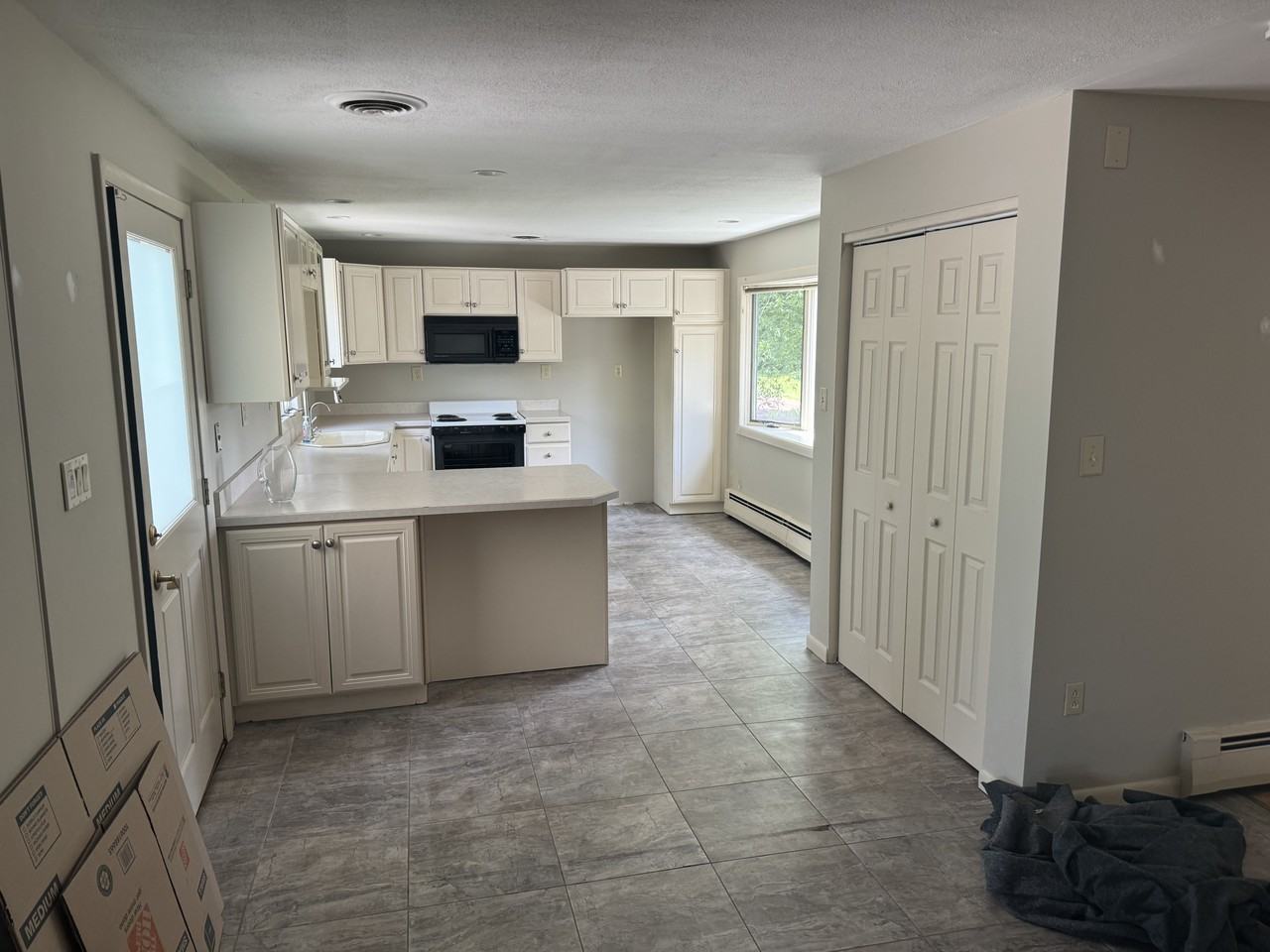 39 Iron Hill Rd #1 - Photo 3 of 7