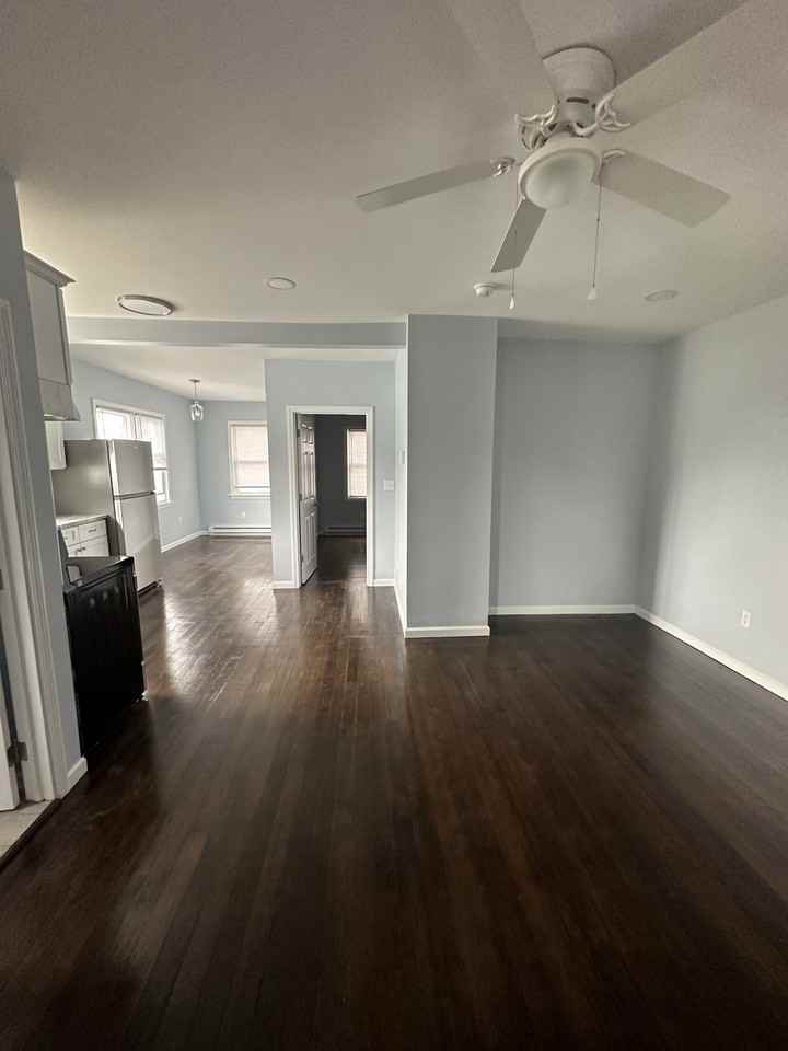 186 Providence St #BACK - Photo 3 of 5