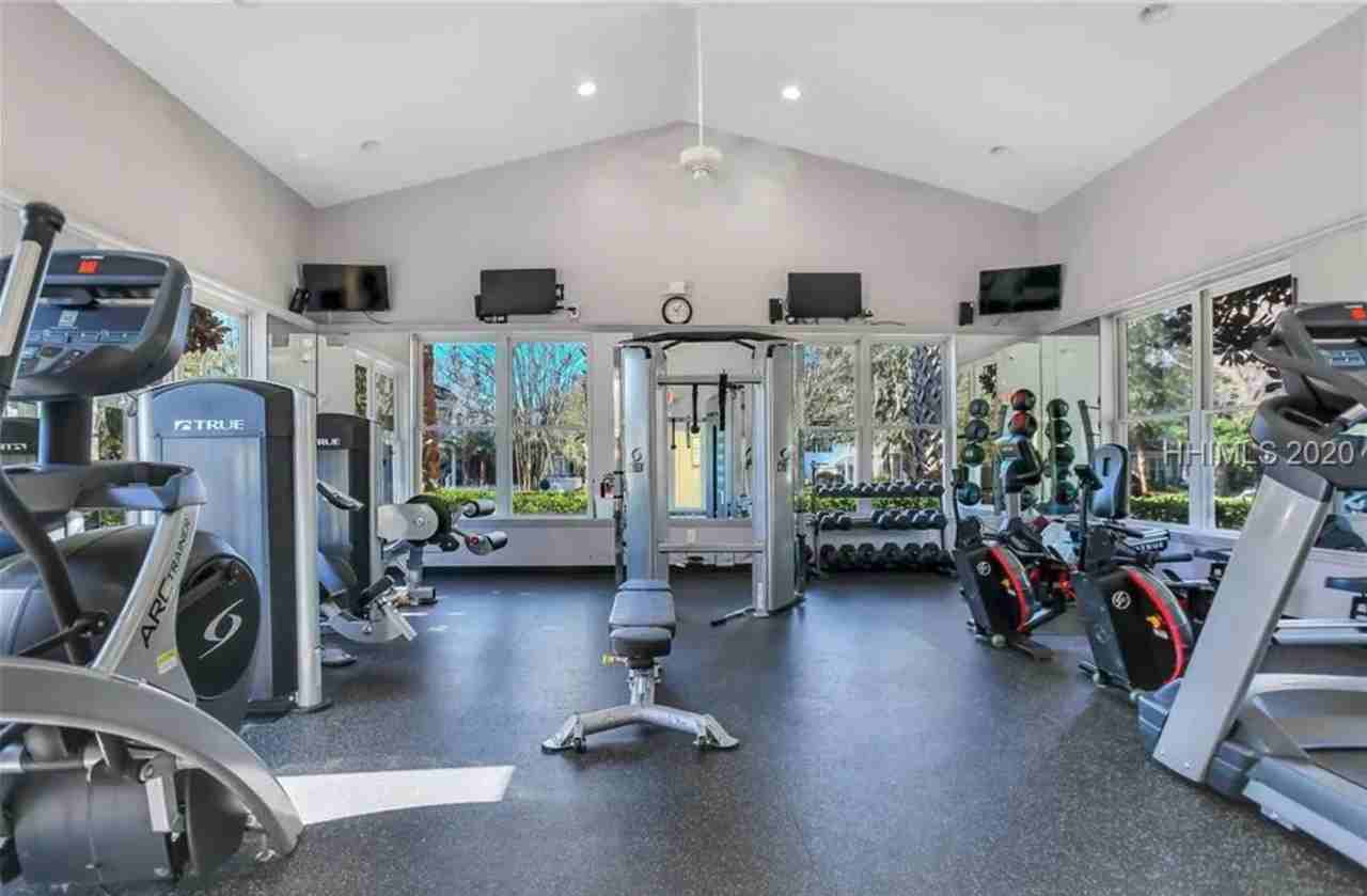 77 Regent Ave #77REGENT - Photo 4 of 18