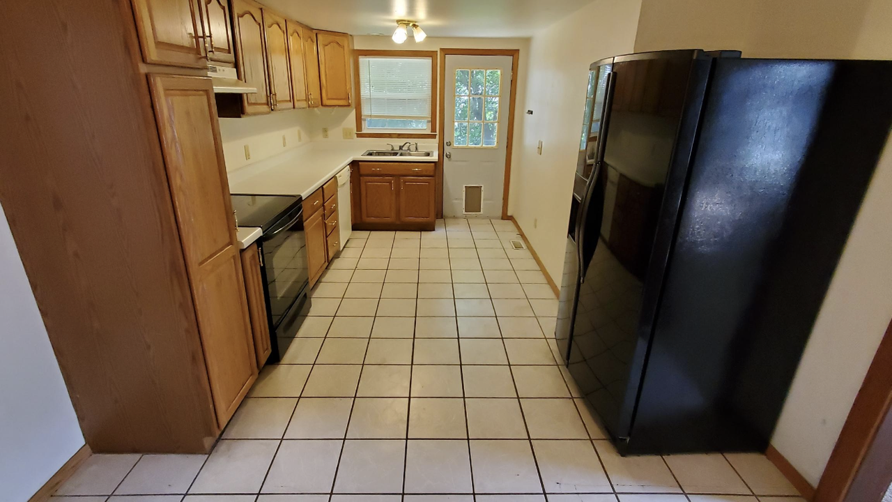 1180 23rd St #NA - Photo 3 of 9