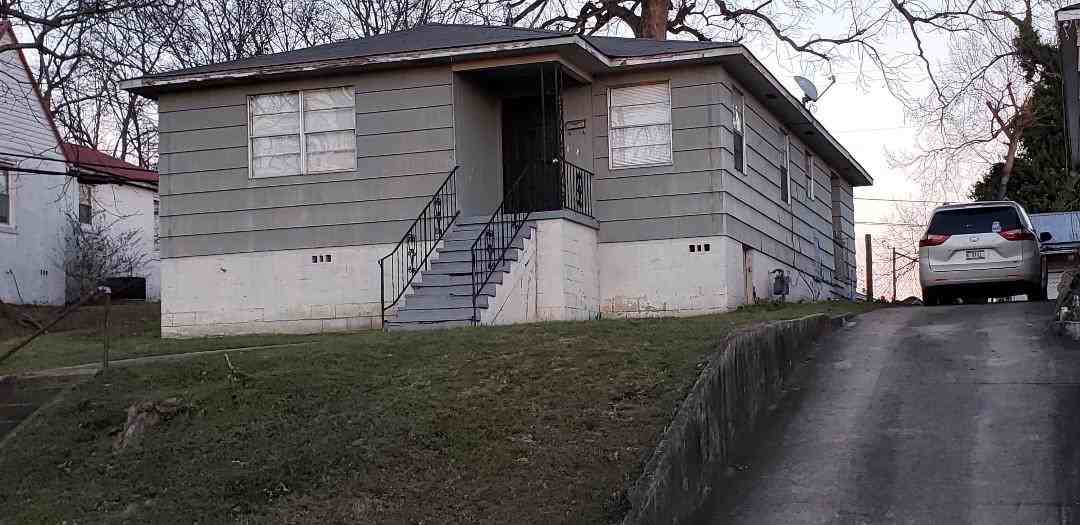 4435 41st Pl N #NA - Photo 2 of 25