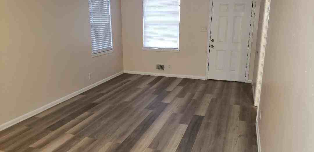 4435 41st Pl N #NA - Photo 3 of 25