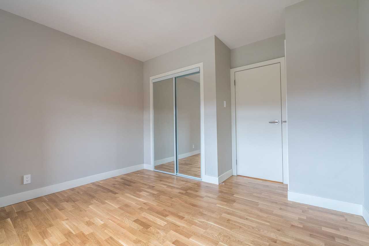 25 Eccleston Drive Apartments 25 Eccleston Dr, Toronto, ON M4A 1K5