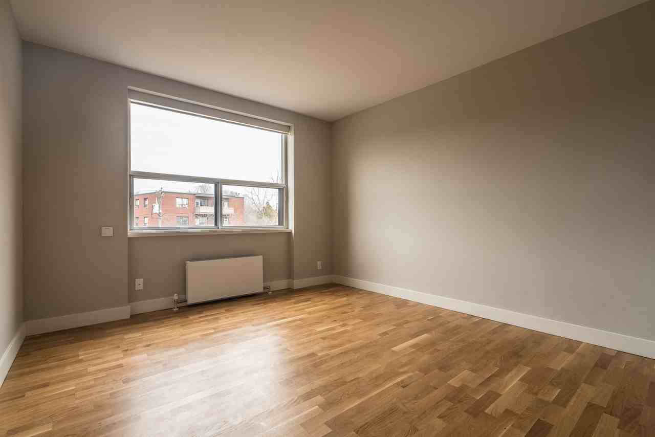 25 Eccleston Drive Apartments 25 Eccleston Dr, Toronto, ON M4A 1K5