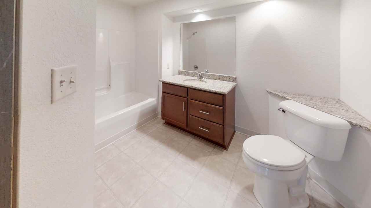 N86W14328 Fond Du Lac Ave - Photo 7 of 15