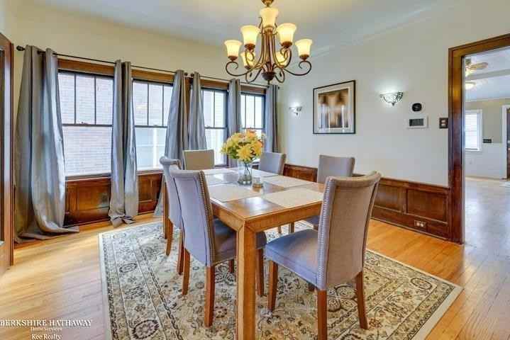 1255 Beaconsfield Avenue - Photo 6 of 41