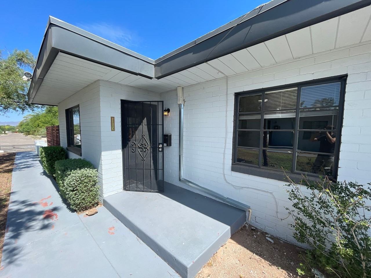 2132 North Forgeus Avenue #C