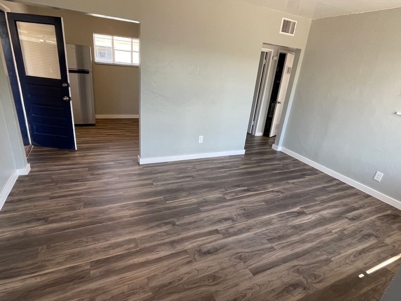 2132 N Forgeus Ave #C - Photo 5 of 17