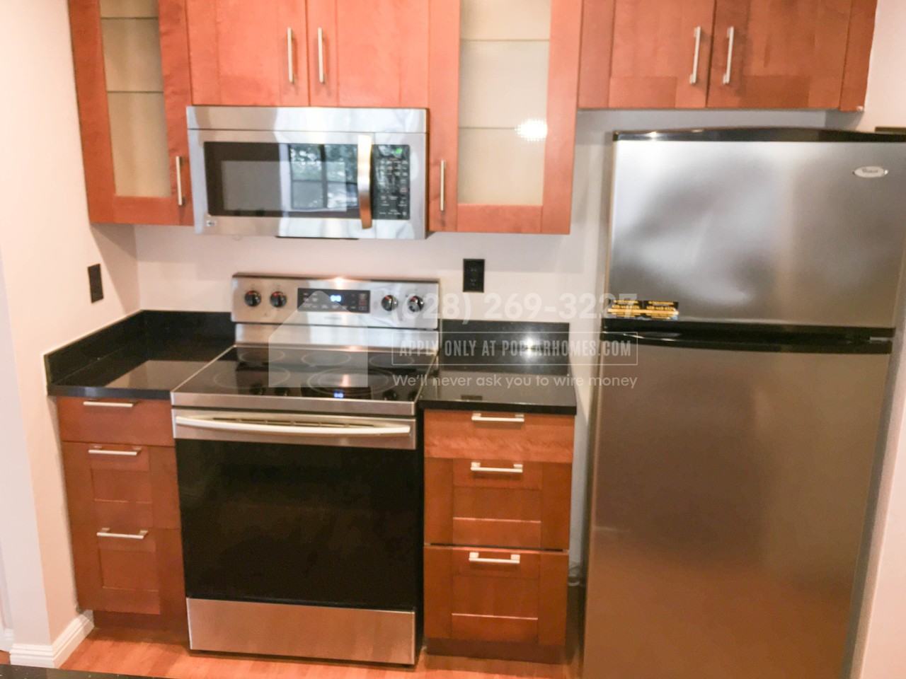 1165 Foxchase Dr - Photo 2 of 9