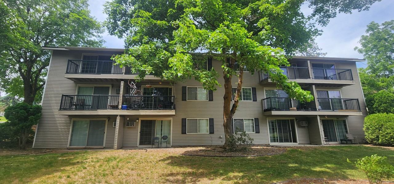 Aspen Meadows Apartments! - Photo 2 of 10