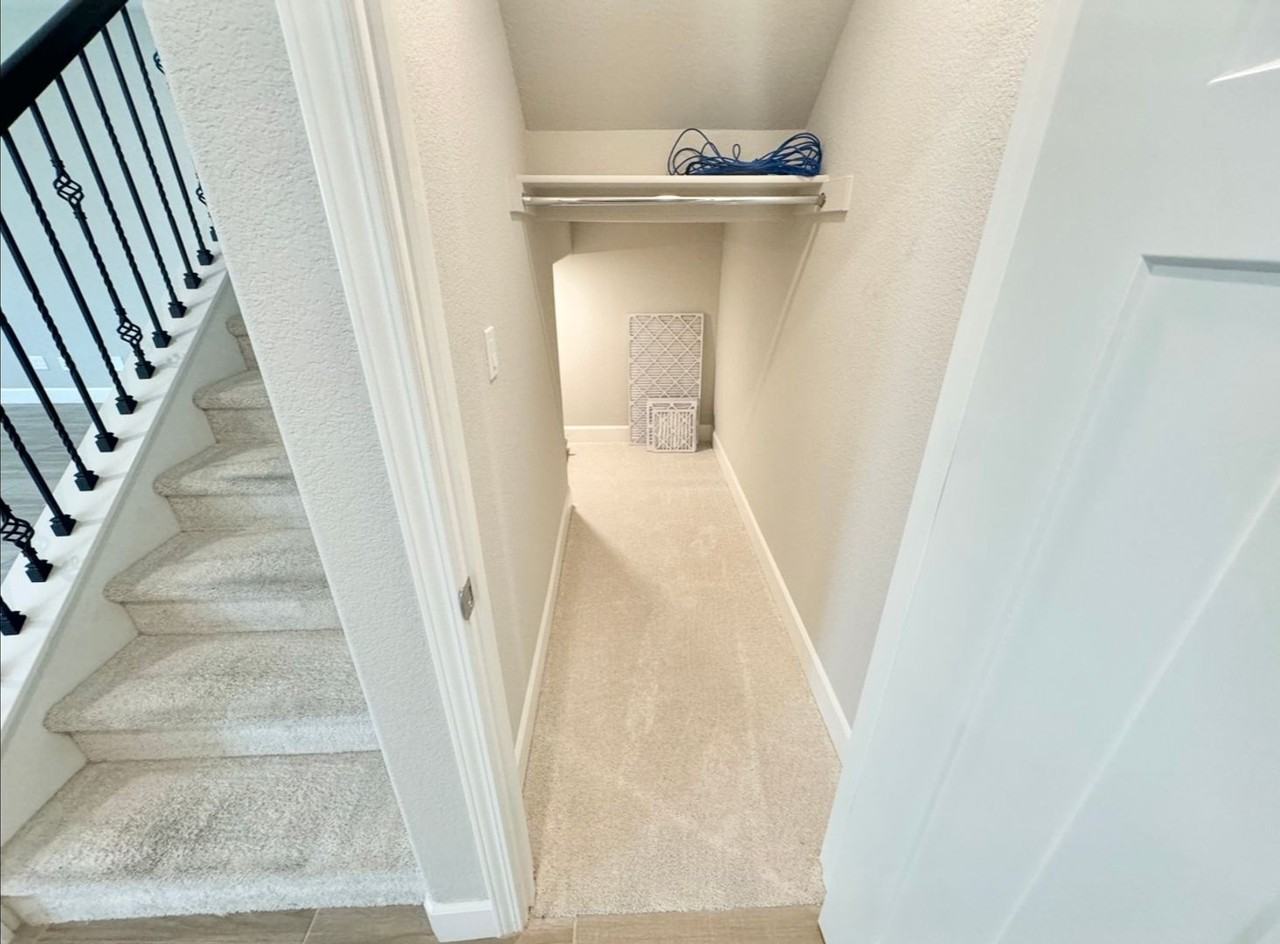 1918 Patriot Way - Photo 5 of 50