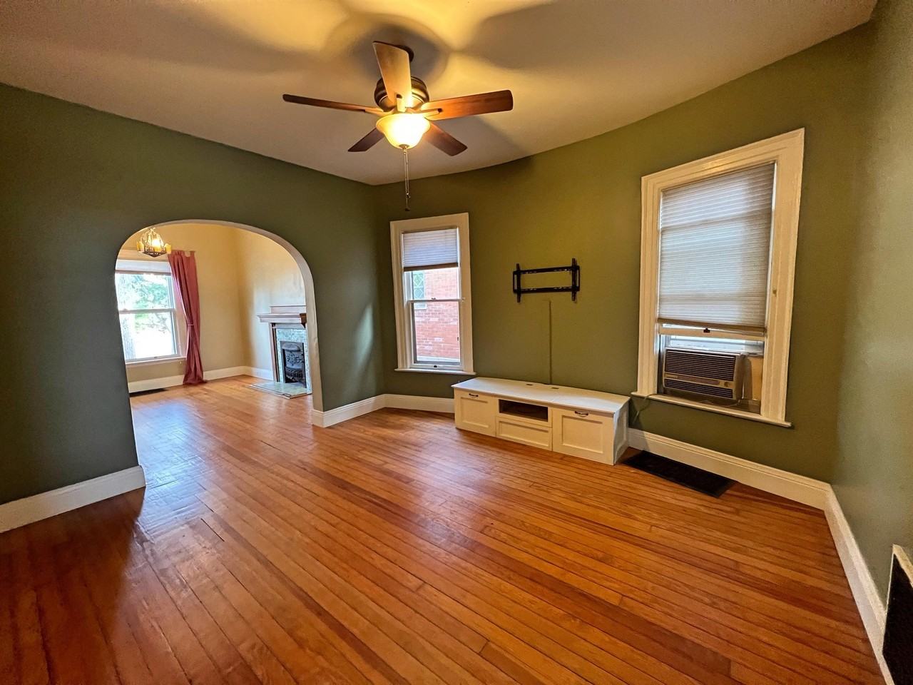 2325 N Humboldt St - Photo 2 of 24