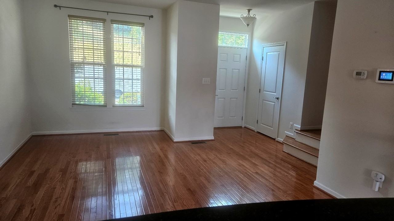 1854 Verona Dr #1 - Photo 2 of 22