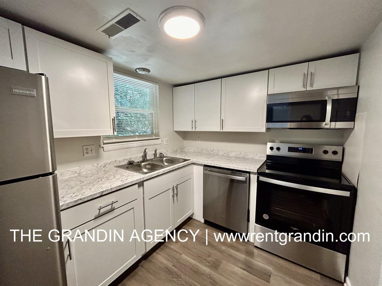 5335 Carolyn Cir #5335 - Photo 4 of 19