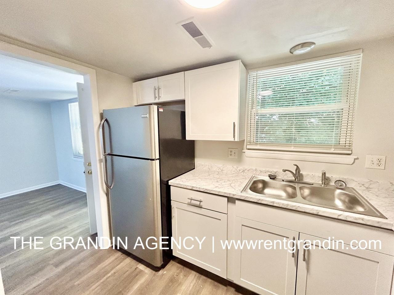 5335 Carolyn Cir #5335 - Photo 6 of 19