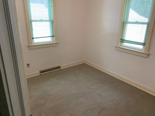 2040 Sugar Loaf Ave - Photo 2 of 8