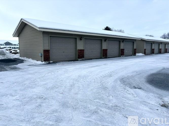 160 Stockham Blvd - Photo 3 of 12