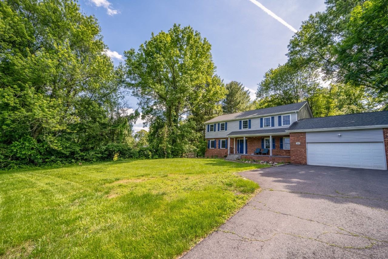 4112 Crescent Hills Dr - Photo 3 of 42