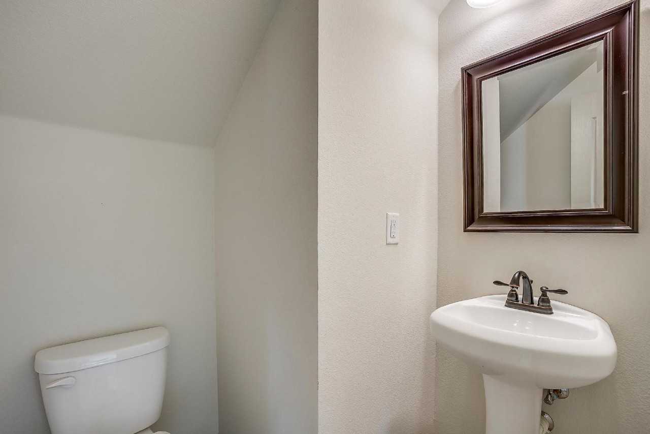 398 Spyglass Dr - Photo 6 of 15