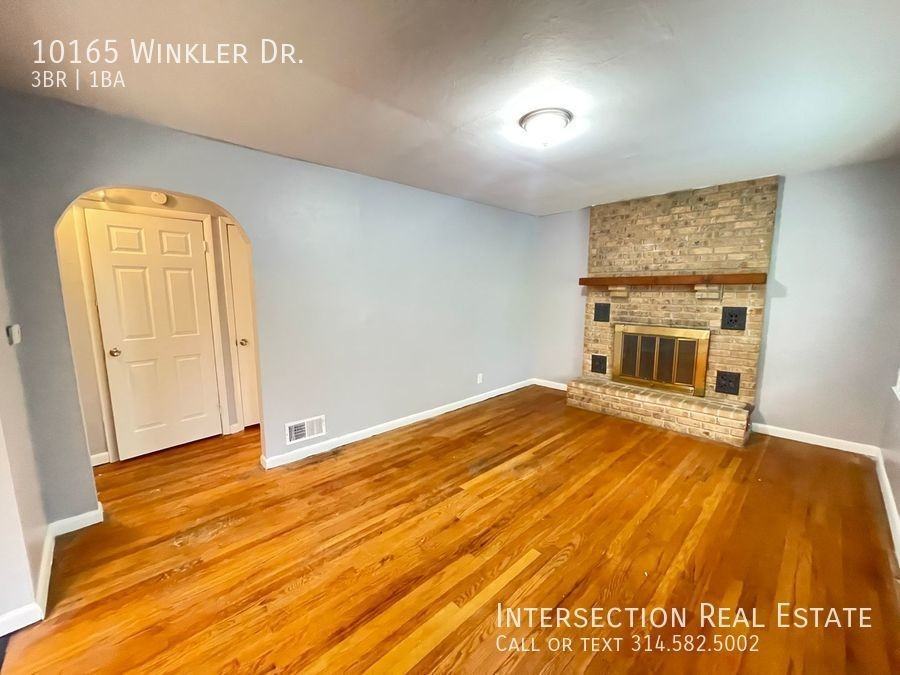 10165 Winkler Dr - Photo 2 of 16