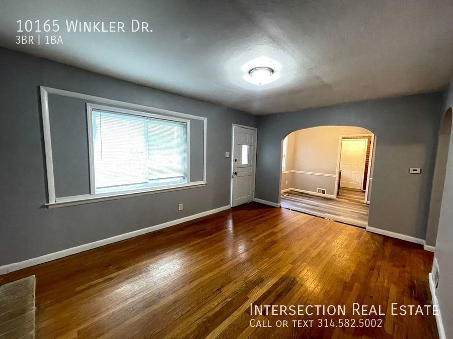 10165 Winkler Dr - Photo 3 of 16