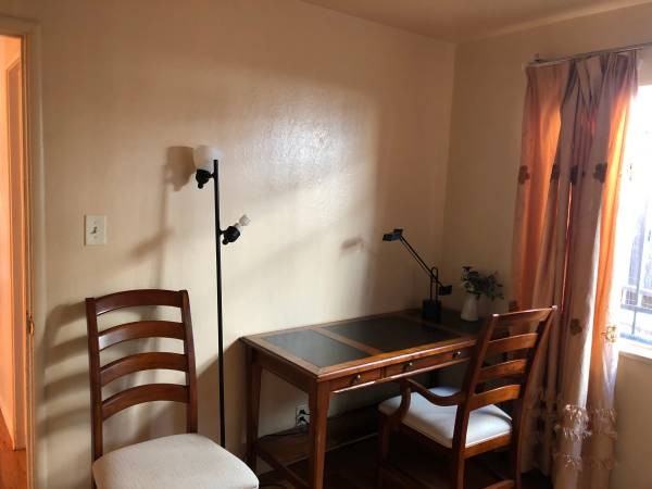 282 38th St #3 - Photo 5 of 17