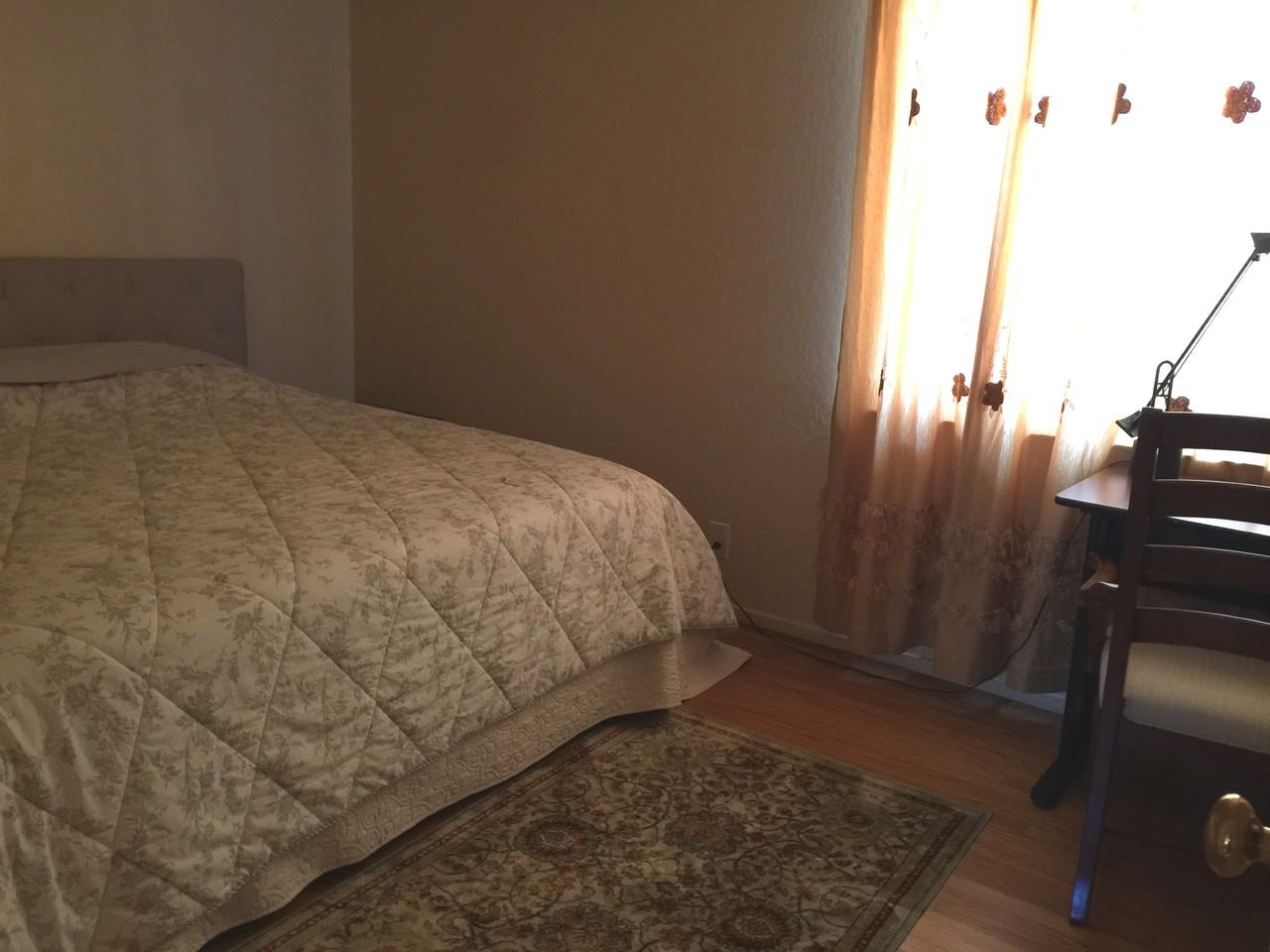 282 38th St #3 - Photo 6 of 17