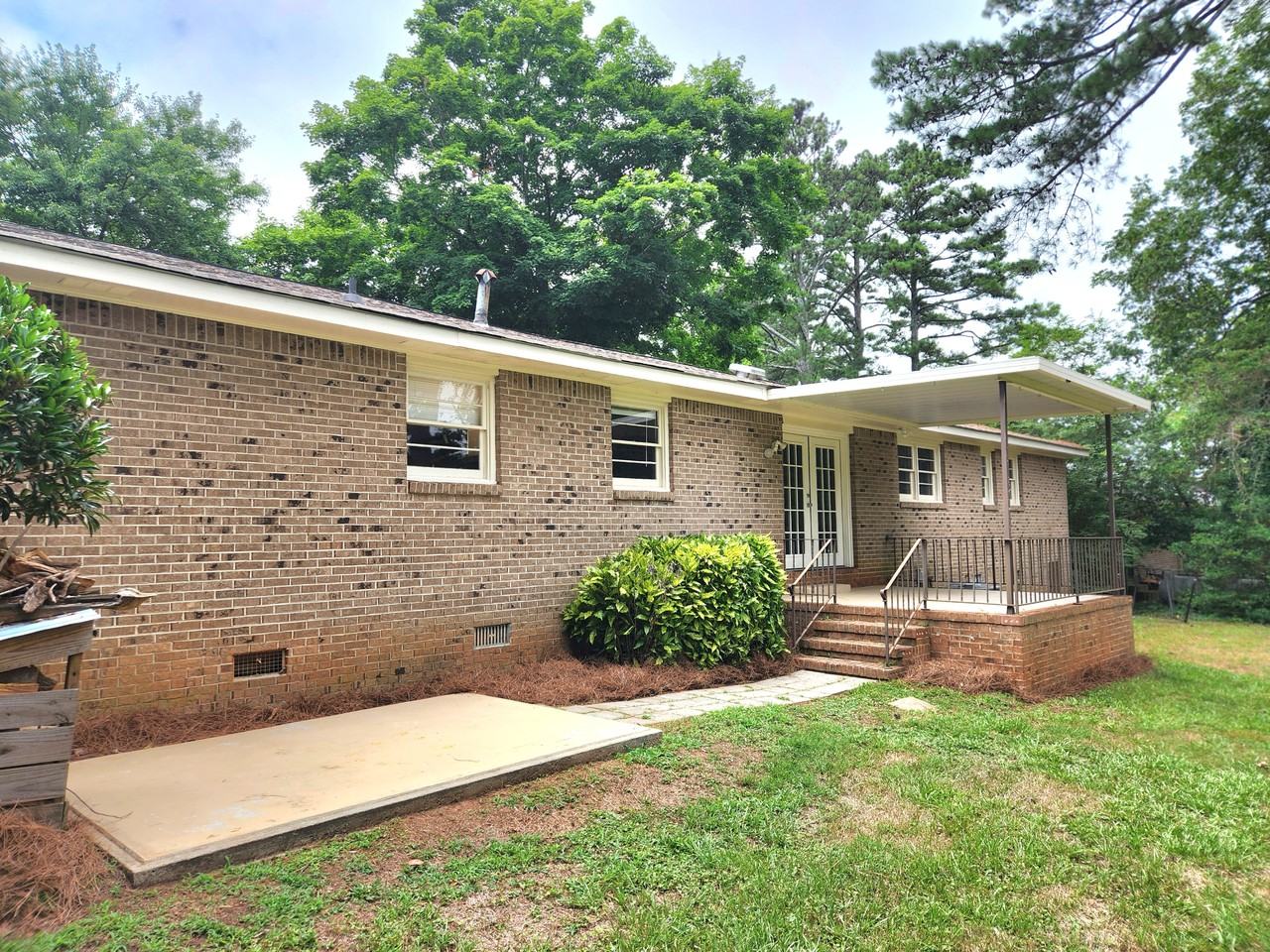 1482 Wesley Dr #NA - Photo 7 of 38