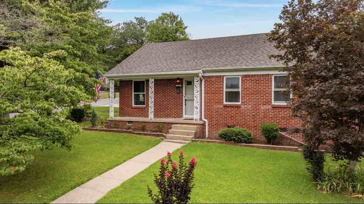 101 Schoolwood Ln #NA - Photo 3 of 39