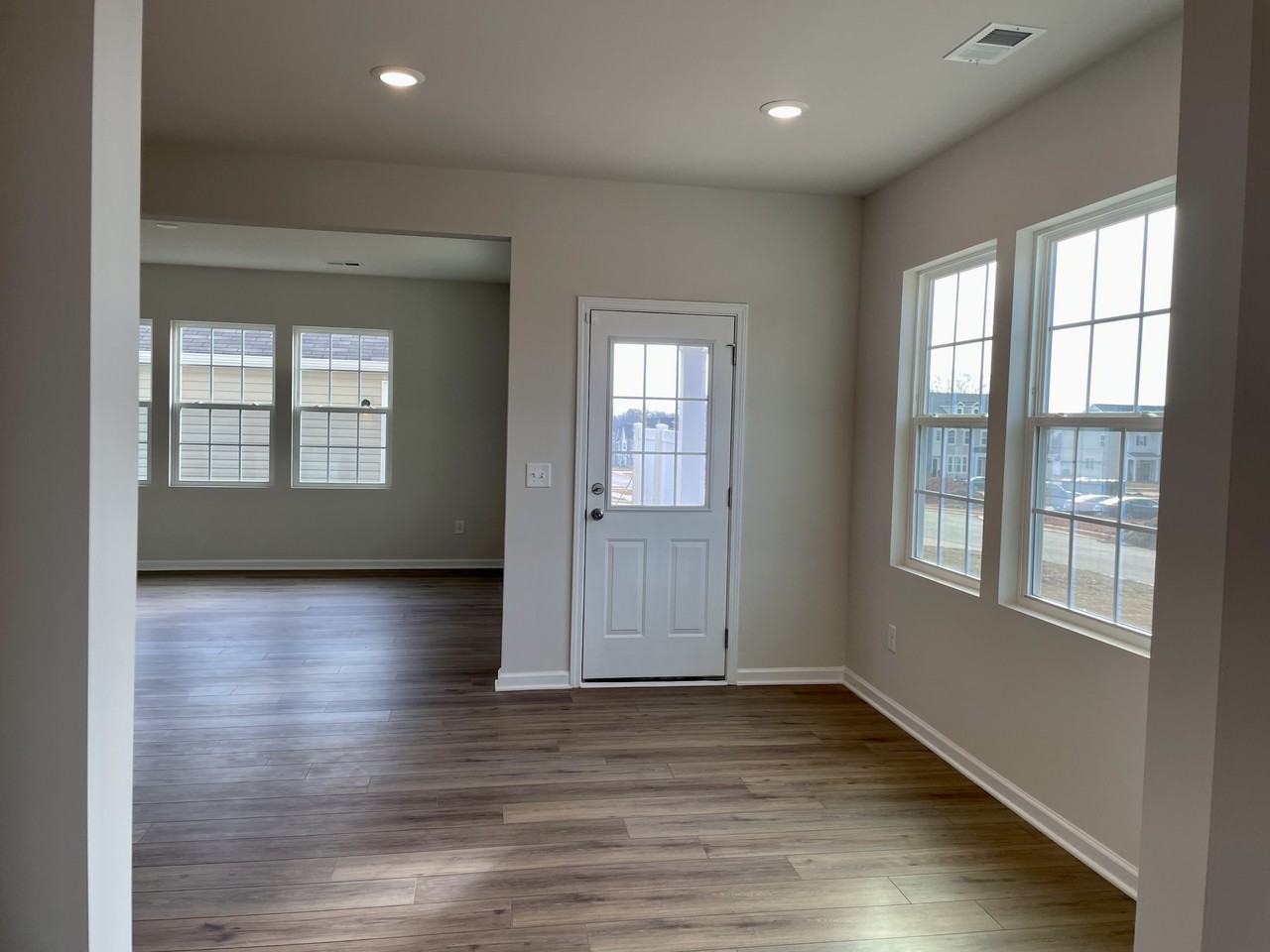 15623 Country House St - Photo 6 of 24