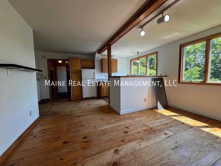 168 Second St #1 - Photo 3 of 11