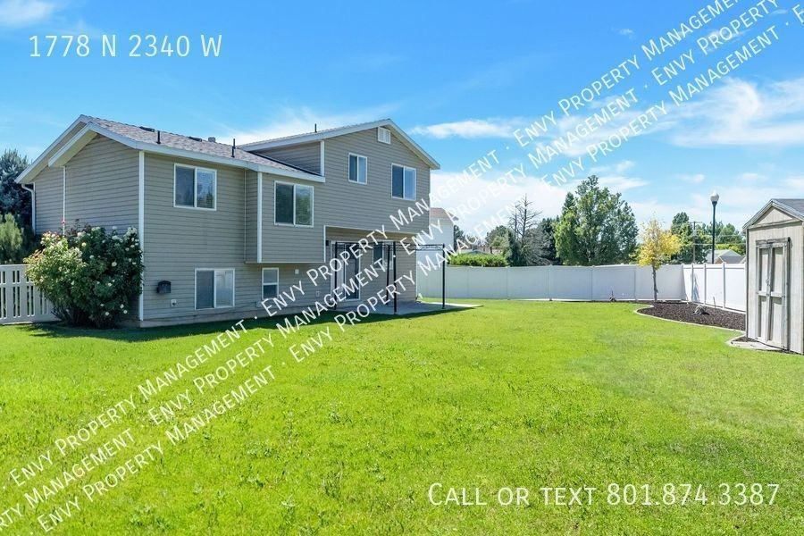 1778 N 2340 W - Photo 3 of 25