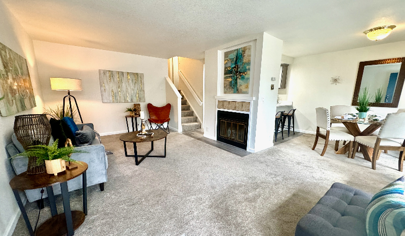 922 La Barbera Dr - Photo 3 of 19