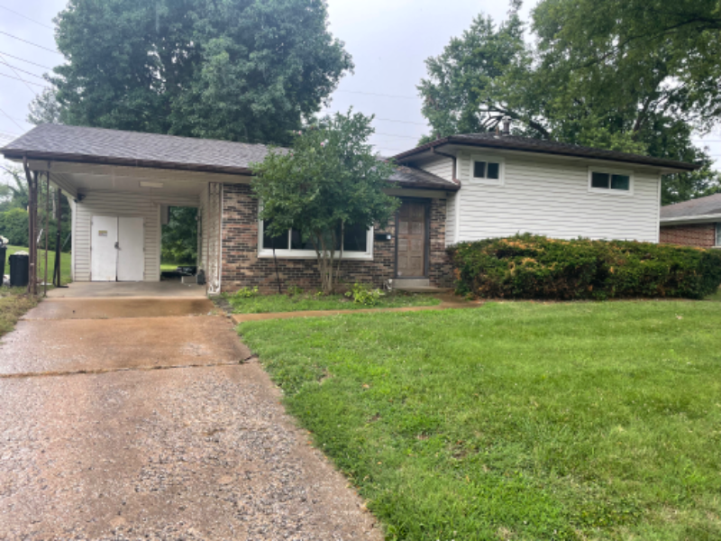 1812 W F St - Photo 2 of 20