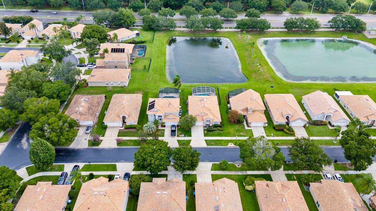 6373 Huntsville Street - Photo 3 of 32