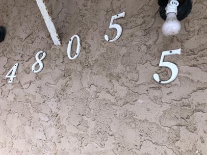 4805 53a St #5 - Photo 2 of 14