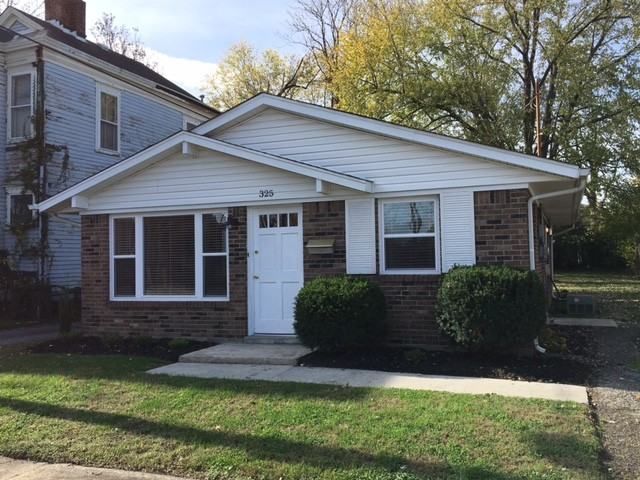 325 Locust St - Photo 3 of 24